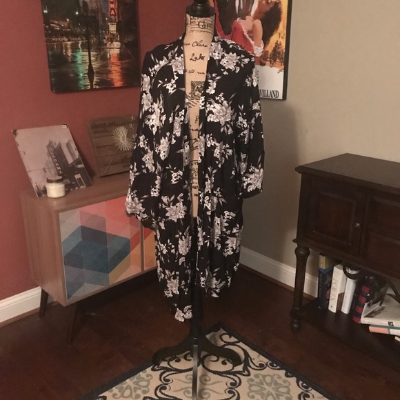 Spiritual Gangster Other - NWOT Spiritual gangster maya kimono